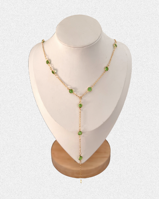 Green stones drop necklace