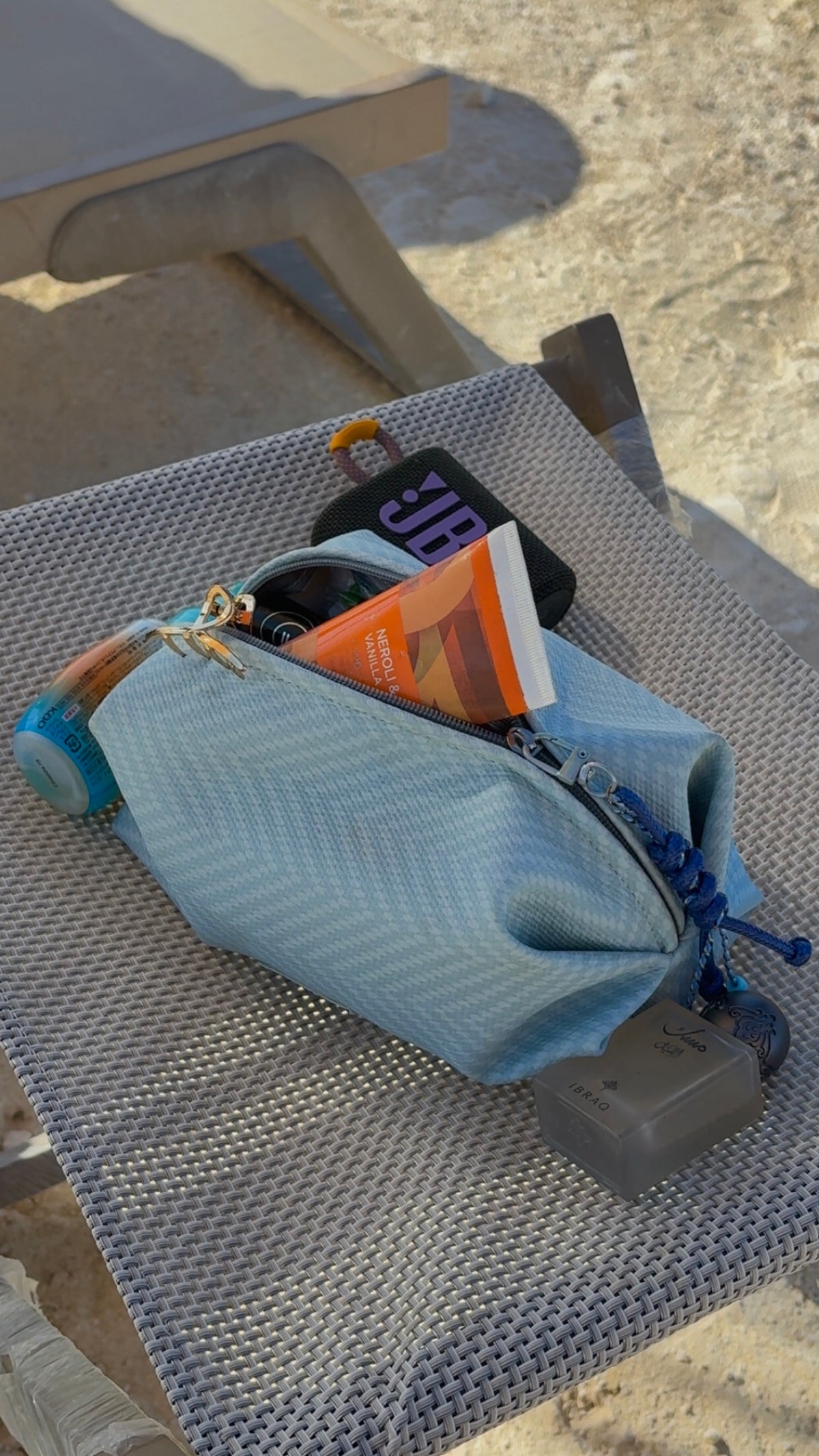 Lagoon vanity pouch