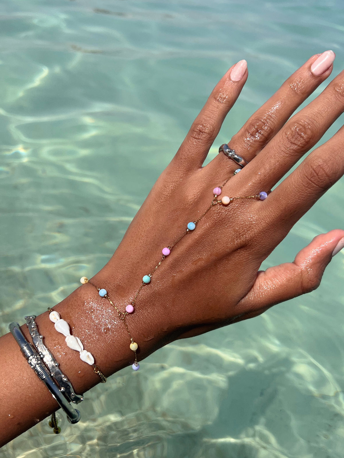Color Hand Chains Candy Hand chains – terra